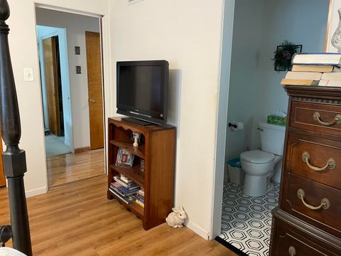 Tiny photo for 1020 N 18th Street, Mt Vernon, IL 62864 (MLS # 12605599)