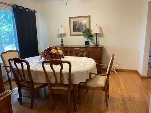 Tiny photo for 1020 N 18th Street, Mt Vernon, IL 62864 (MLS # 12605599)