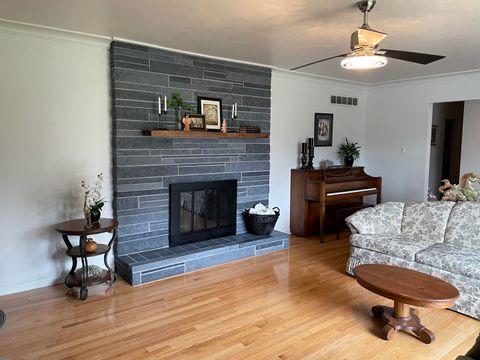 Tiny photo for 1020 N 18th Street, Mt Vernon, IL 62864 (MLS # 12605599)