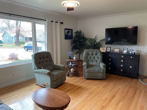 Tiny photo for 1020 N 18th Street, Mt Vernon, IL 62864 (MLS # 12605599)