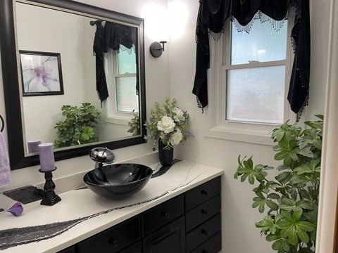 Tiny photo for 1020 N 18th Street, Mt Vernon, IL 62864 (MLS # 12605599)