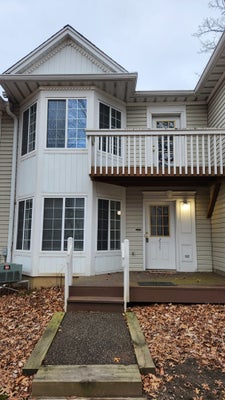 277 W TREEHOUSE LN, ROUND LAKE, IL 60073 - Image f8a1559dbfafecb6421c1200e5132d5e/937854785
