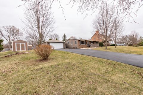 Tiny photo for 22171 W Pineview Drive, Antioch, IL 60002 (MLS # 12590527)