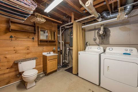 Tiny photo for 22171 W Pineview Drive, Antioch, IL 60002 (MLS # 12590527)