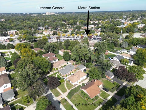 Tiny photo for 901 Park Plaine Avenue, Park Ridge, IL 60068 (MLS # 12750103)