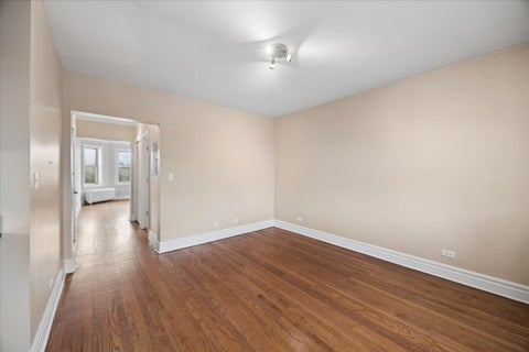 Tiny photo for 838 S Scoville Avenue #3, Oak Park, IL 60304 (MLS # 12652372)