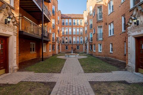 1638 W Greenleaf Avenue 3N Chicago IL 60626