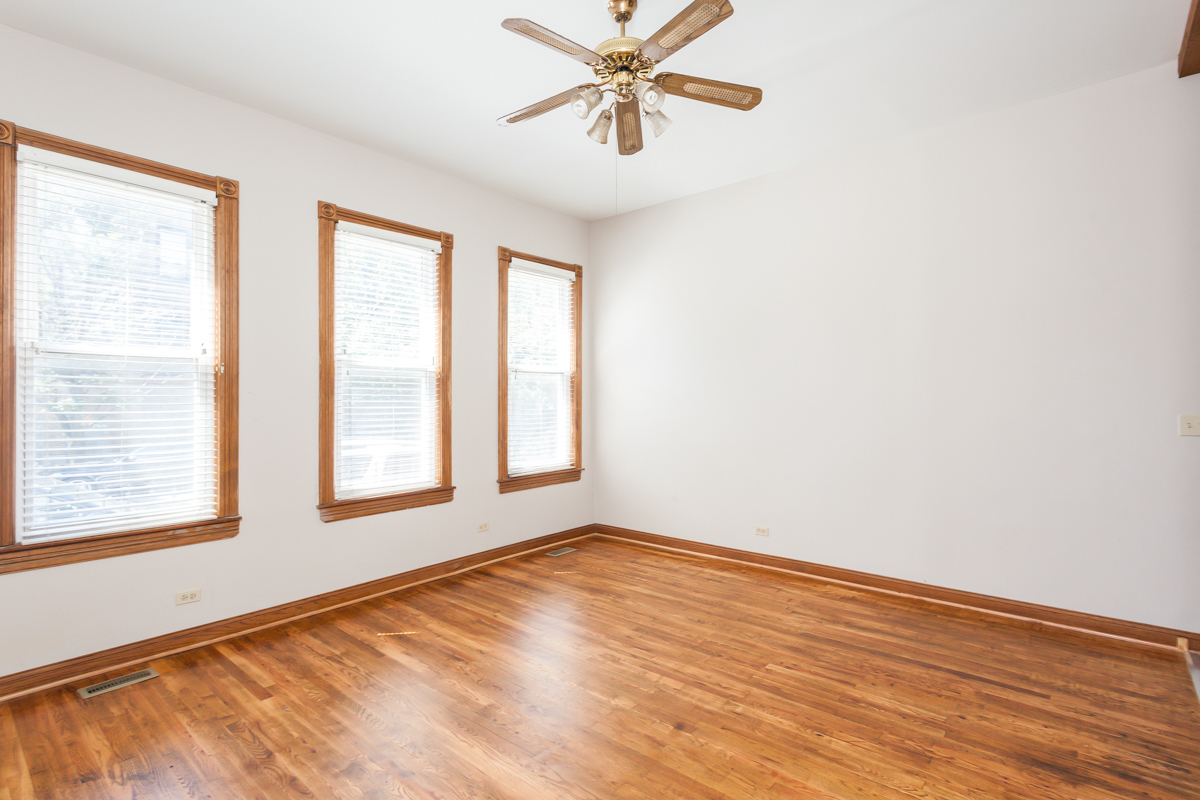 1016 W Fry Street 1F