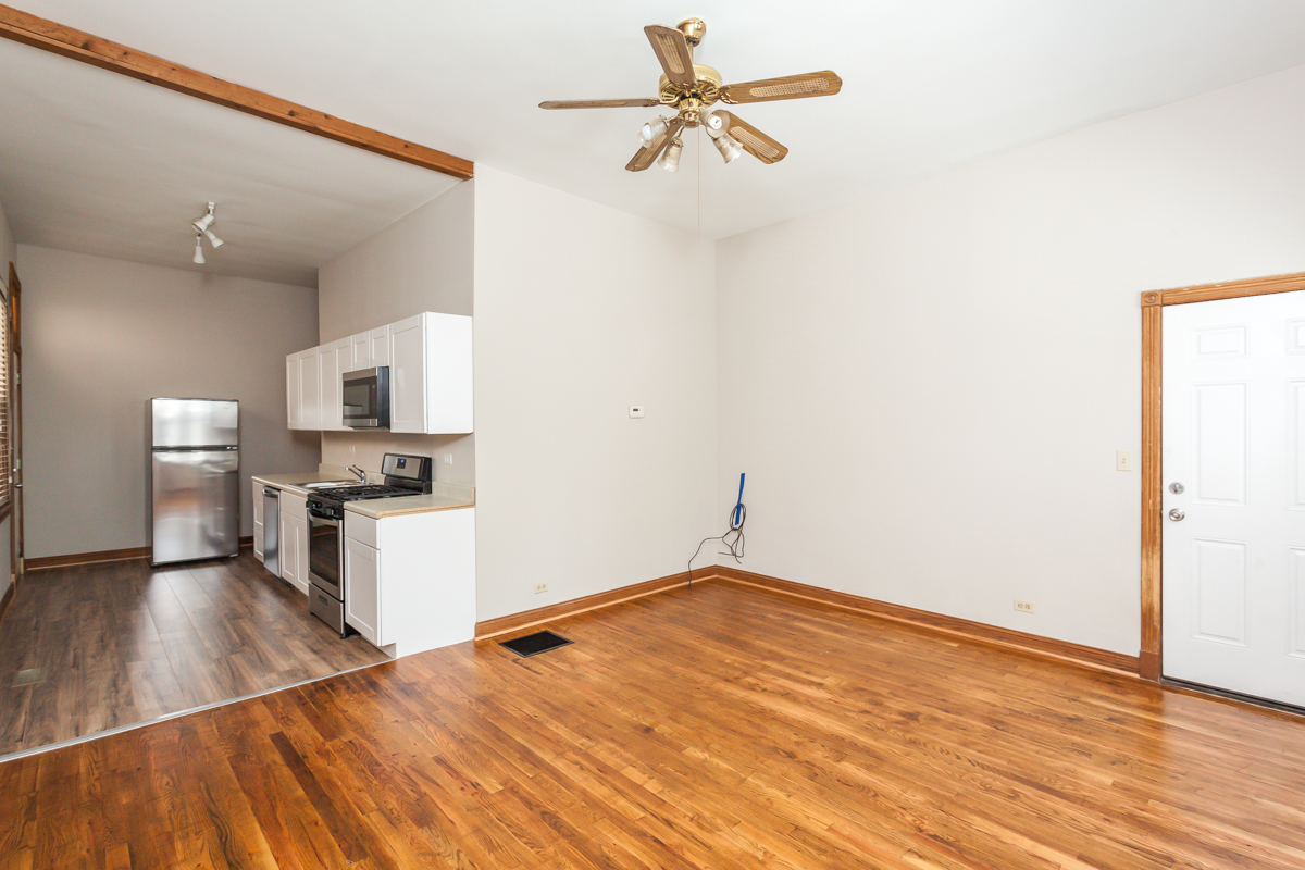 1016 W Fry Street 1F