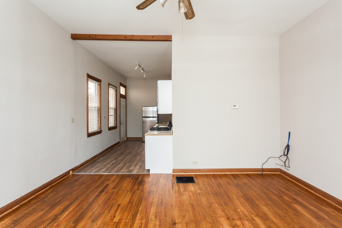 1016 W Fry Street 1F