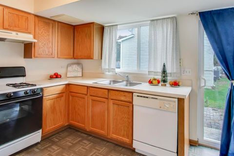 Tiny photo for 514 Bentson Street, Oswego, IL 60543 (MLS # 12525735)