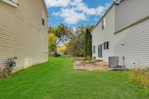 Tiny photo for 514 Bentson Street, Oswego, IL 60543 (MLS # 12525735)