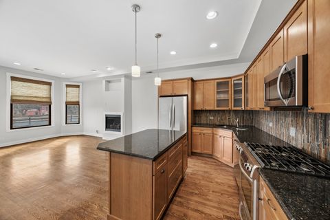 Tiny photo for 812 North Boulevard #201, Oak Park, IL 60302 (MLS # 12580017)