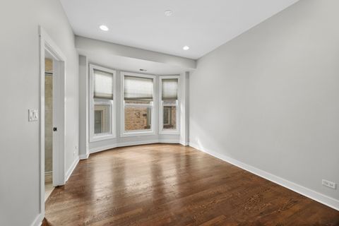 Tiny photo for 812 North Boulevard #201, Oak Park, IL 60302 (MLS # 12580017)