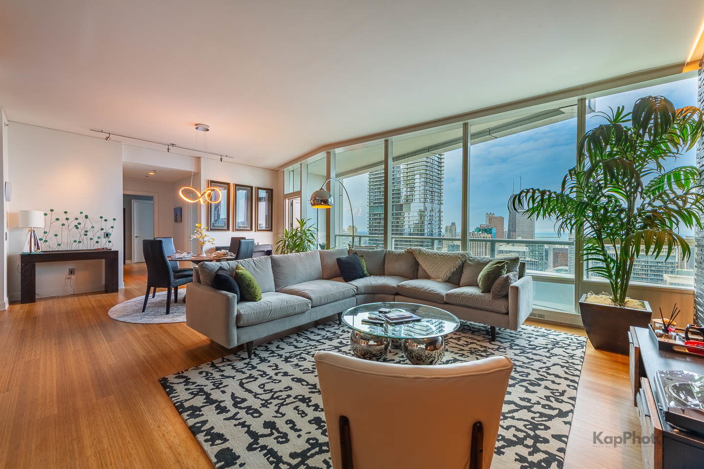 340 E Randolph Street 4902