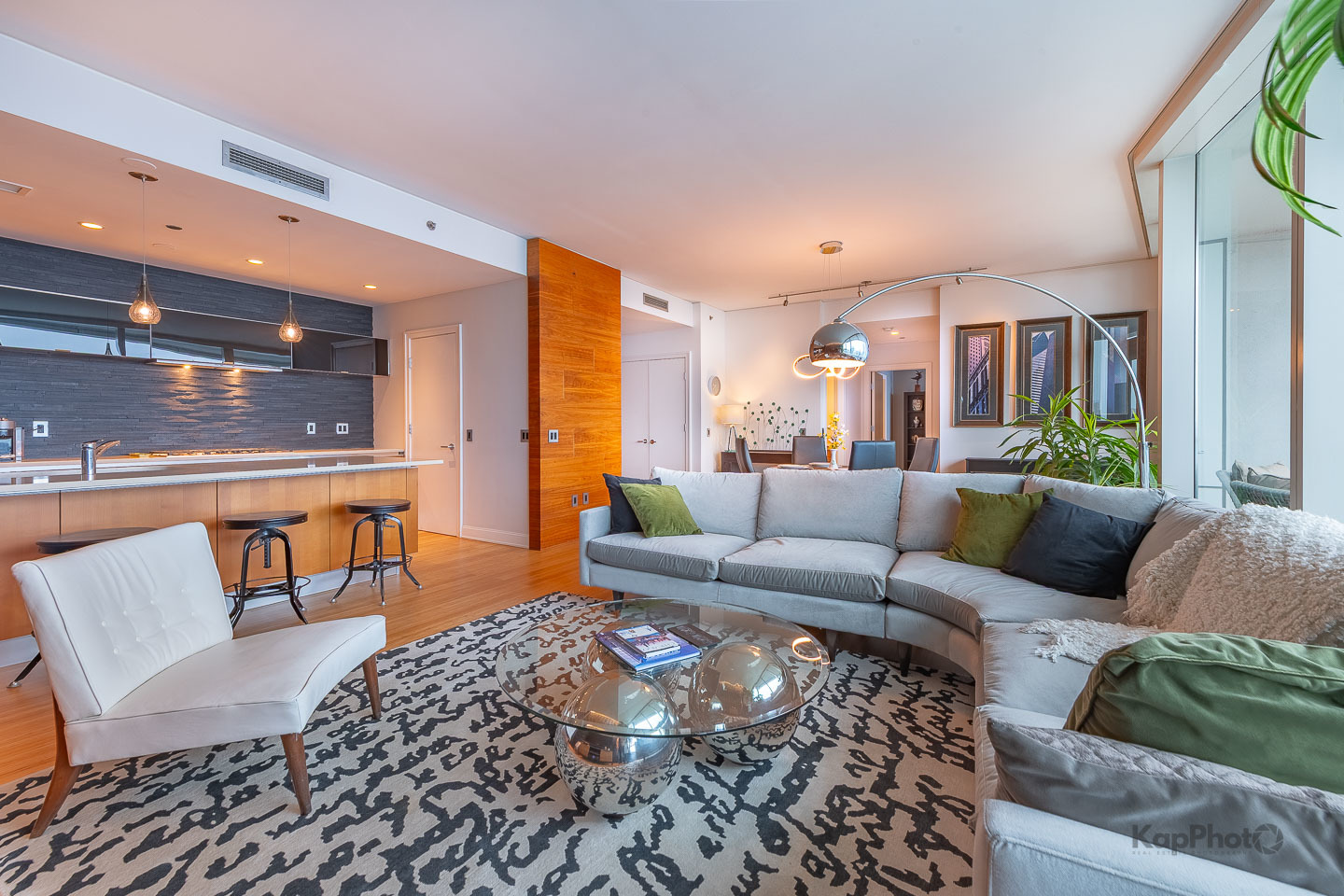 340 E Randolph Street 4902