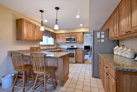 Tiny photo for 37W208 Olwin Drive, Elgin, IL 60124 (MLS # 12606860)
