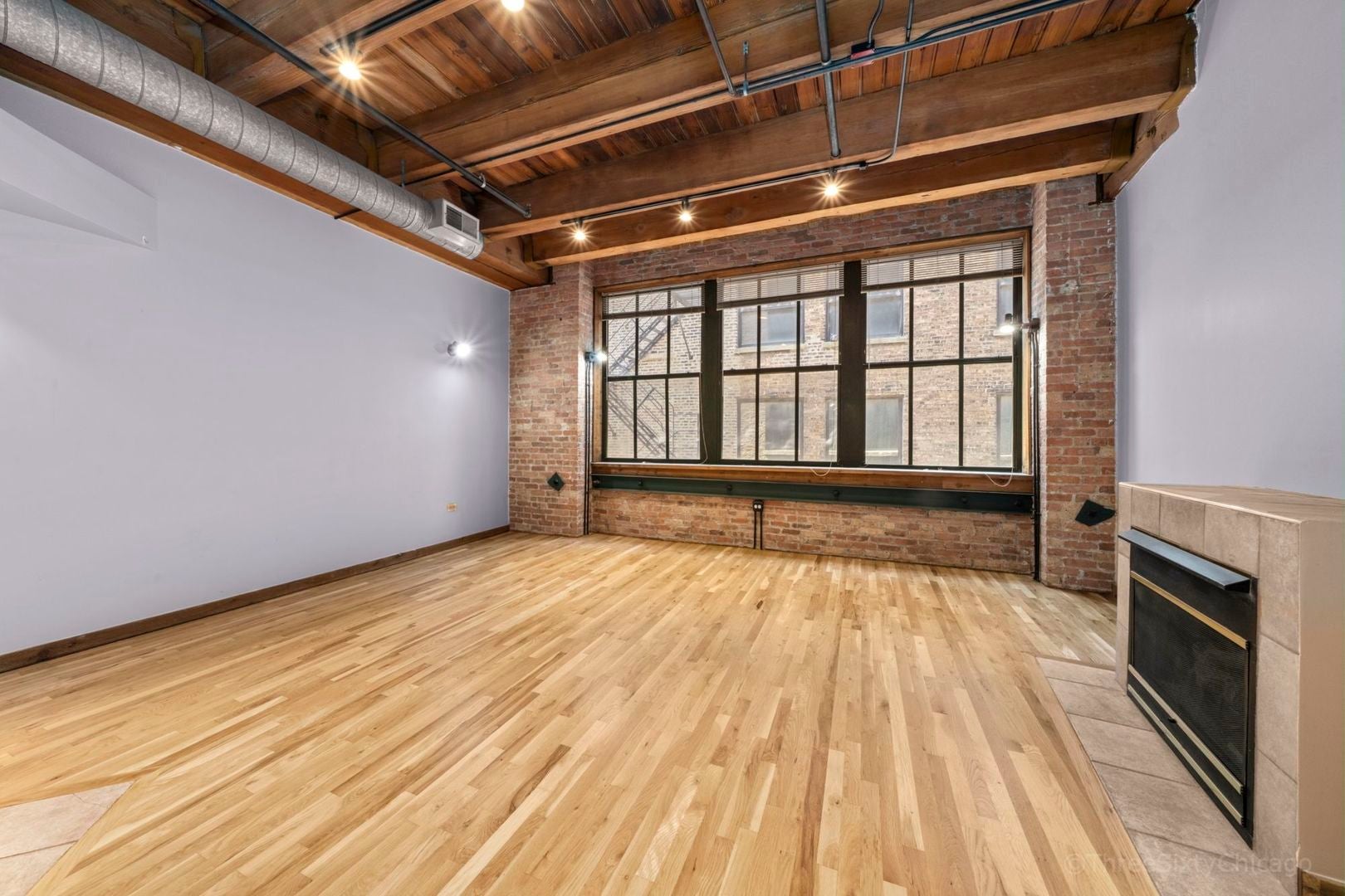 732 S Financial Place 611