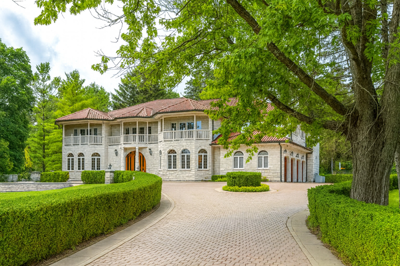 1020 Evergreen Drive