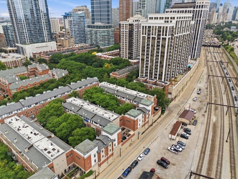 Tiny photo for 1433 S Prairie Avenue #H, Chicago, IL 60605 (MLS # 12764747)