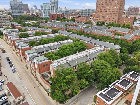 Tiny photo for 1433 S Prairie Avenue #H, Chicago, IL 60605 (MLS # 12764747)