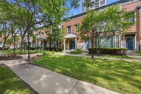 Tiny photo for 1433 S Prairie Avenue #H, Chicago, IL 60605 (MLS # 12764747)