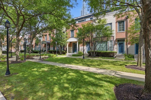 Tiny photo for 1433 S Prairie Avenue #H, Chicago, IL 60605 (MLS # 12764747)