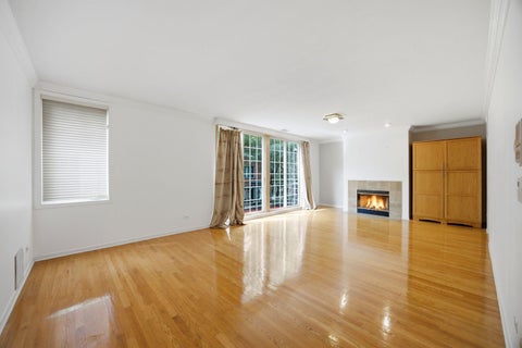 Tiny photo for 1433 S Prairie Avenue #H, Chicago, IL 60605 (MLS # 12764747)