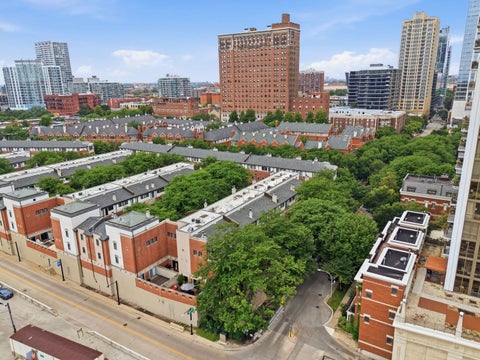 Tiny photo for 1433 S Prairie Avenue #H, Chicago, IL 60605 (MLS # 12764747)