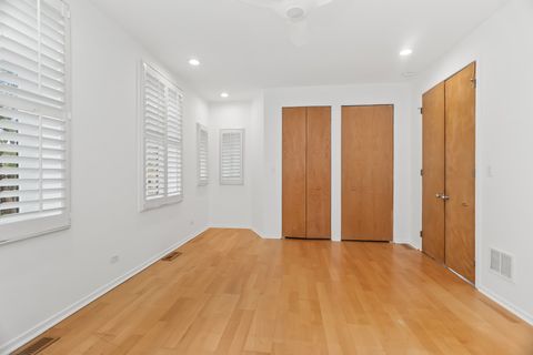 Tiny photo for 1207 E 44th Place, Chicago, IL 60653 (MLS # 12627250)