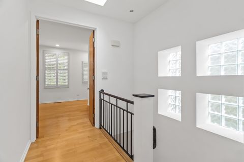 Tiny photo for 1207 E 44th Place, Chicago, IL 60653 (MLS # 12627250)