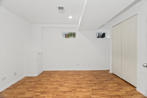 Tiny photo for 1207 E 44th Place, Chicago, IL 60653 (MLS # 12627250)
