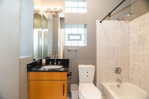 Tiny photo for 1207 E 44th Place, Chicago, IL 60653 (MLS # 12627250)