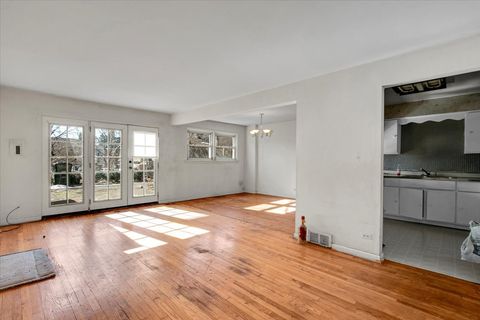 Tiny photo for 6735 N Lawndale Avenue, Lincolnwood, IL 60712 (MLS # 12568195)