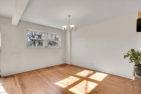 Tiny photo for 6735 N Lawndale Avenue, Lincolnwood, IL 60712 (MLS # 12568195)