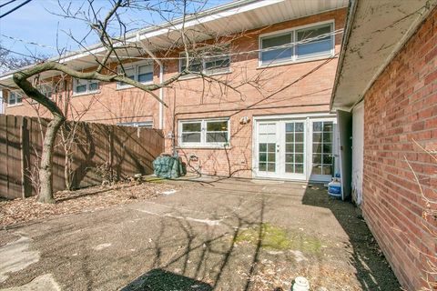 Tiny photo for 6735 N Lawndale Avenue, Lincolnwood, IL 60712 (MLS # 12568195)