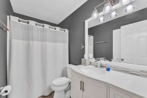 Tiny photo for 414 Bay Tree Circle, Vernon Hills, IL 60061 (MLS # 12554679)