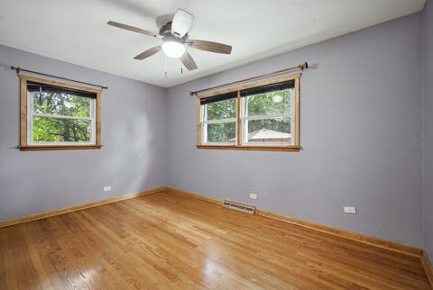 Tiny photo for 531 Cambridge Road, Des Plaines, IL 60016 (MLS # 12740341)