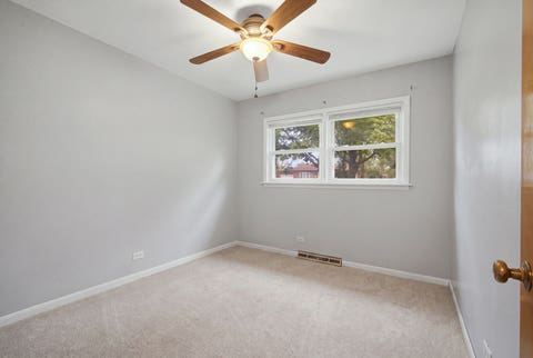 Tiny photo for 531 Cambridge Road, Des Plaines, IL 60016 (MLS # 12740341)