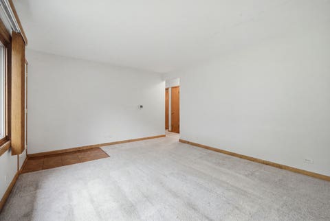 Tiny photo for 531 Cambridge Road, Des Plaines, IL 60016 (MLS # 12740341)