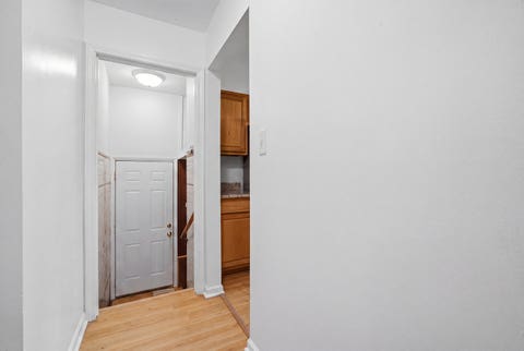 Tiny photo for 531 Cambridge Road, Des Plaines, IL 60016 (MLS # 12740341)