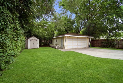 Tiny photo for 531 Cambridge Road, Des Plaines, IL 60016 (MLS # 12740341)
