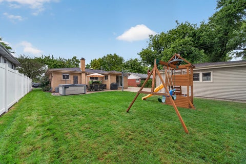 Tiny photo for 863 S Cedar Avenue, Elmhurst, IL 60126 (MLS # 12765874)