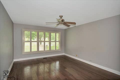 Tiny photo for 14727 Golf Road, Orland Park, IL 60462 (MLS # 12663504)
