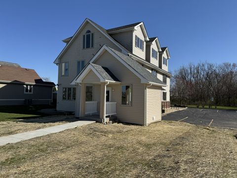 1989 E Devon Avenue Hanover Park IL 60133