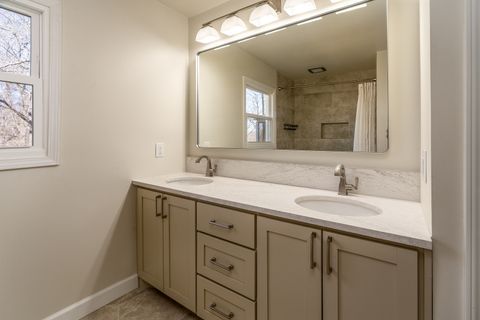 Tiny photo for 14700 N Allen Lane, Mt Vernon, IL 62864 (MLS # 12572591)