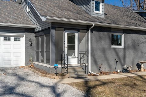 Tiny photo for 14700 N Allen Lane, Mt Vernon, IL 62864 (MLS # 12572591)