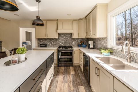 Tiny photo for 14700 N Allen Lane, Mt Vernon, IL 62864 (MLS # 12572591)