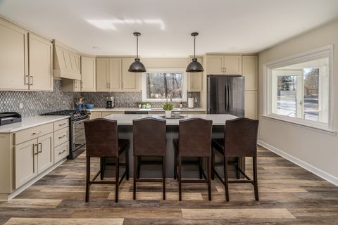 Tiny photo for 14700 N Allen Lane, Mt Vernon, IL 62864 (MLS # 12572591)