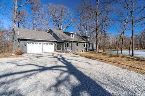 Tiny photo for 14700 N Allen Lane, Mt Vernon, IL 62864 (MLS # 12572591)